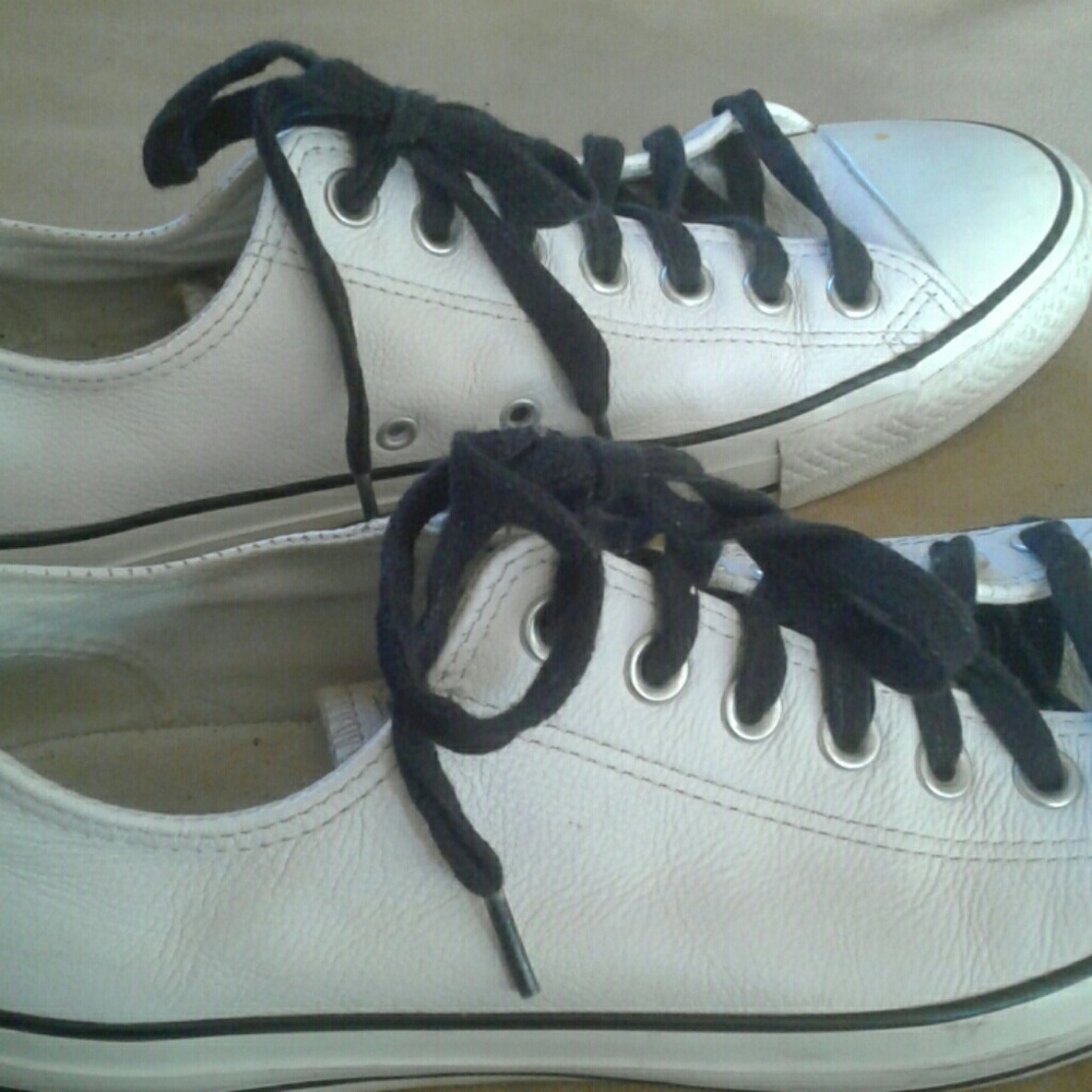 Men's sz 9 White Leather Converse ALL STAR sneaker